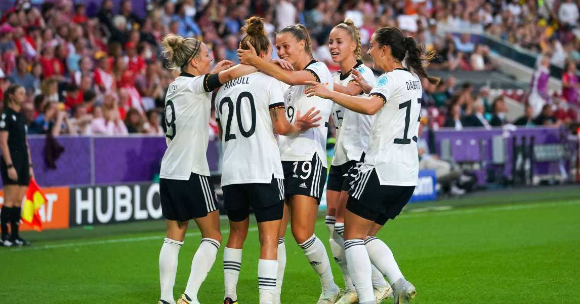 The Rise of Women's Football in Germany | SPORTFIVE - sportsmarketing ...