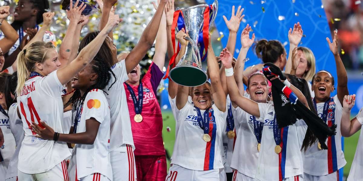 DEBUT WIN  Roma vs. Slavia Prague Highlights (UEFA Women's Champions  League 2022-23) 